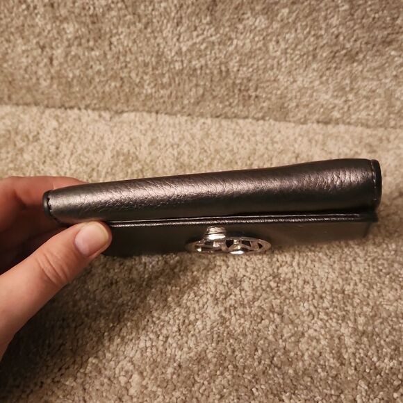 Michael Kors Silver Wallet - Picture 9 of 9